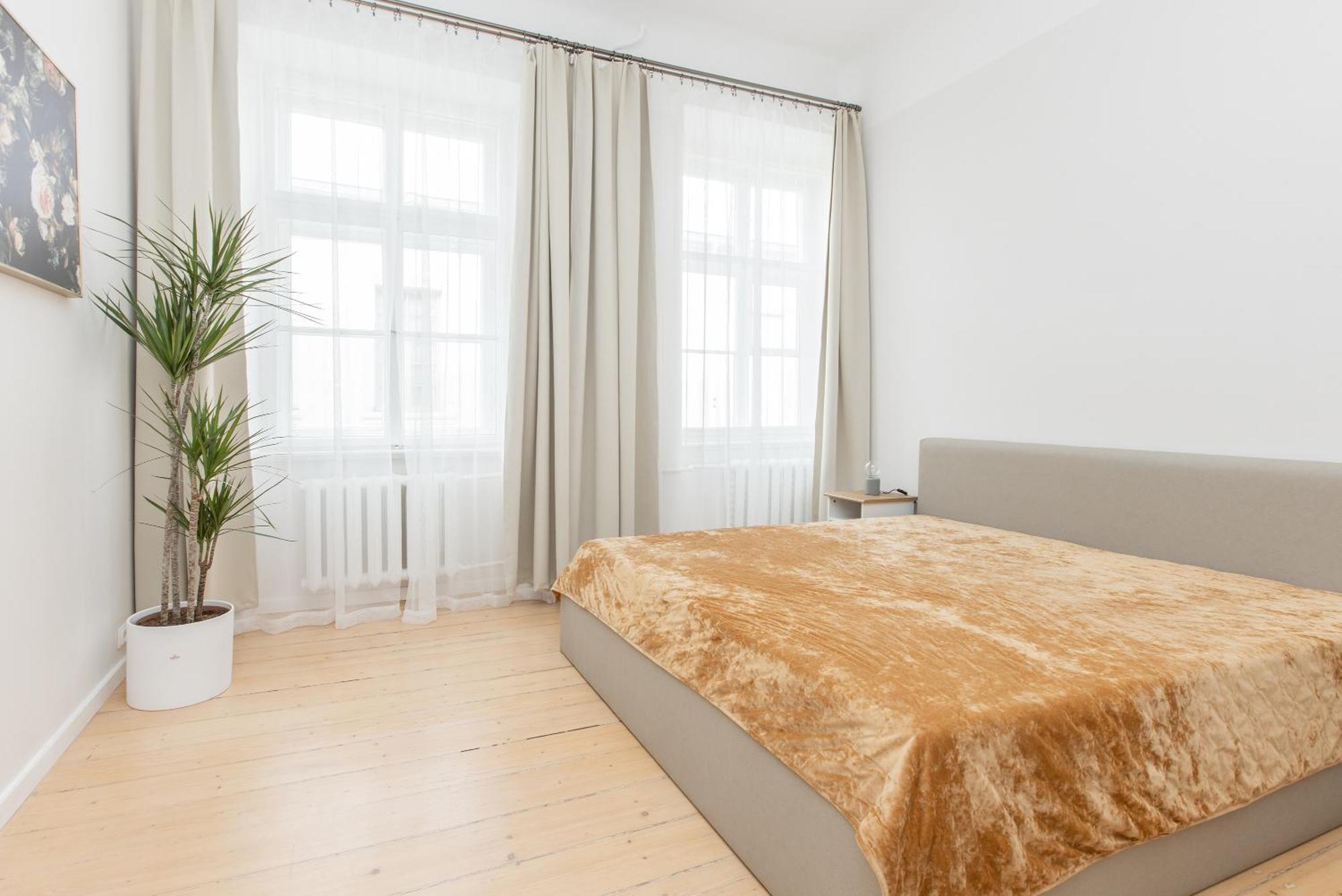 Large Vacation Apartments In The Old Town Riga Exterior photo